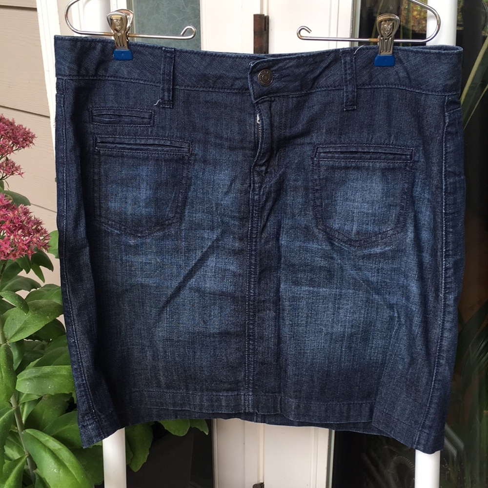 Old Navy Denim Mini-Skirt - SALE 4 for$20